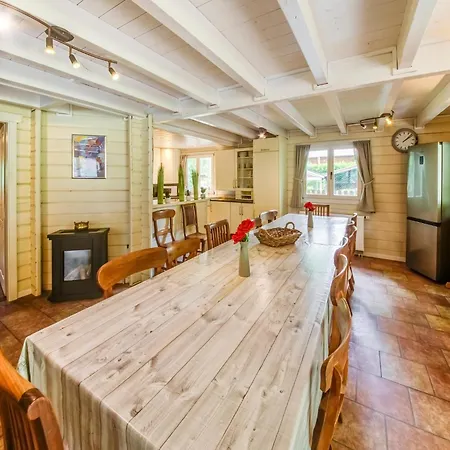 Chic With Wellness, Cleaning Included Hébergement de vacances